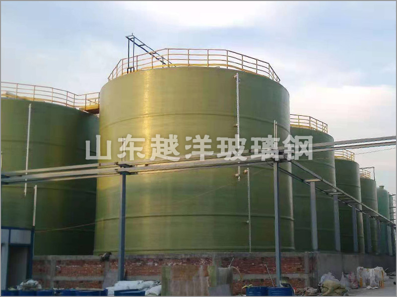 重慶 / 玻璃鋼現場儲罐項目